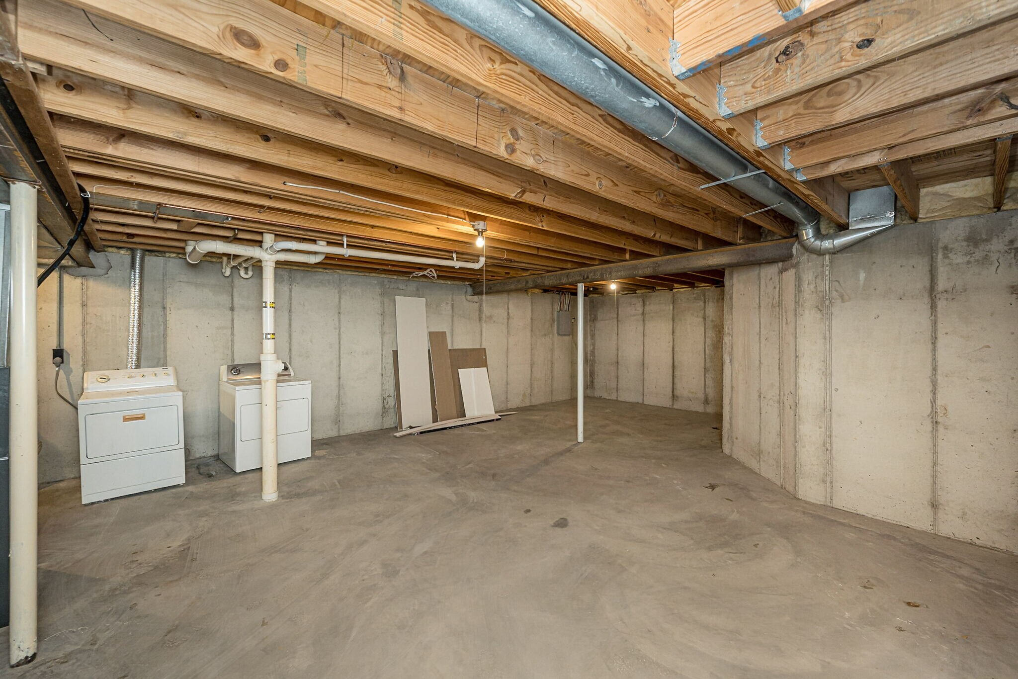 Building Photo - 2666 Liberty Gardens Dr