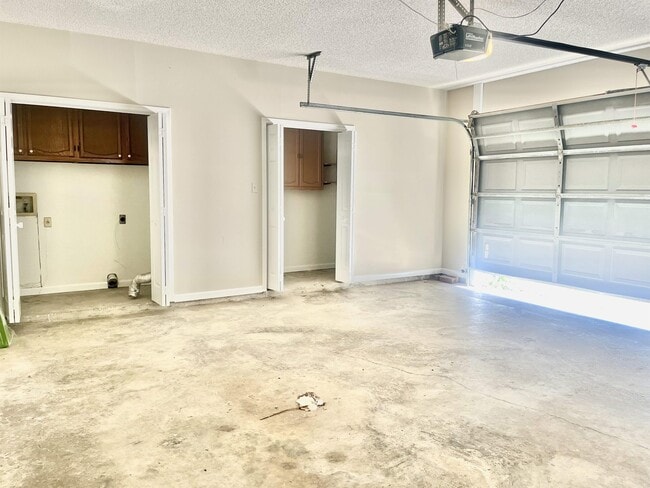 Building Photo - 5124 Stumberg Ln