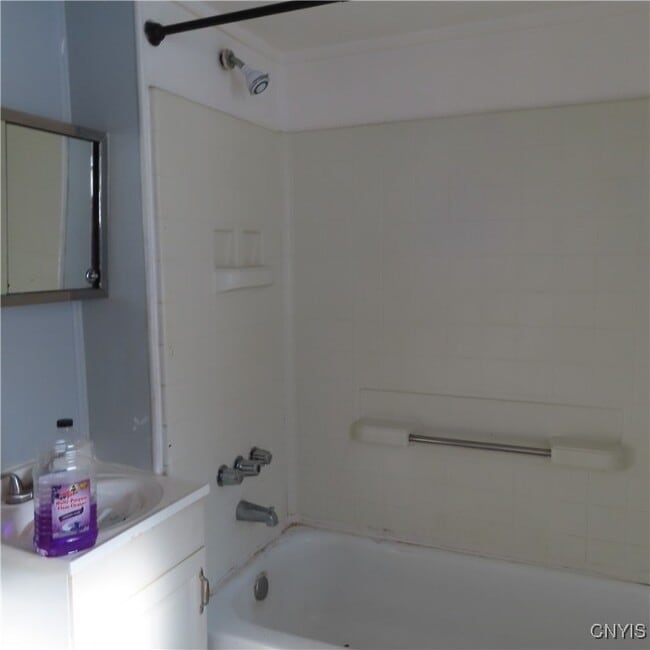 Building Photo - 540 Teall Ave