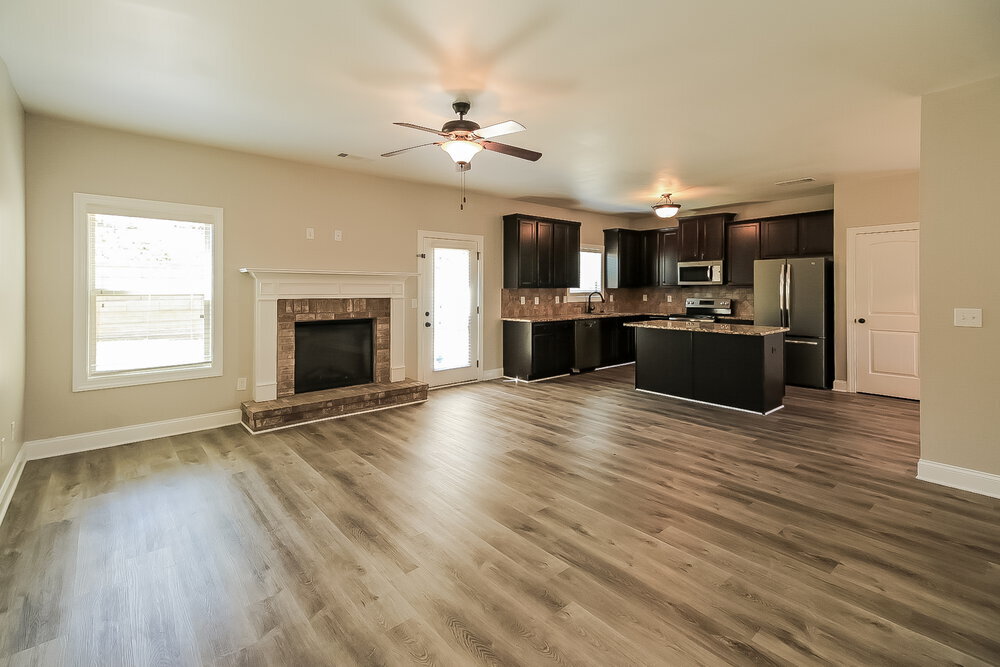 Building Photo - 10908 Southwood Dr