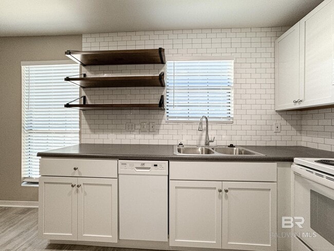 Building Photo - 6385 -A Schoel Ln