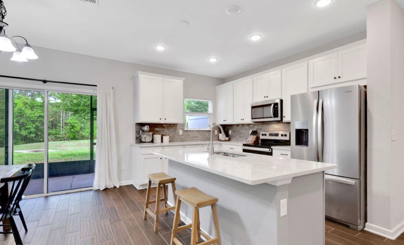 Building Photo - 14014 Sterely Ct S