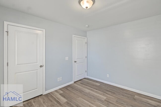 Building Photo - 141 Davila St