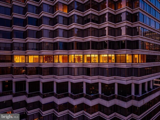 Building Photo - 210 W Rittenhouse Square