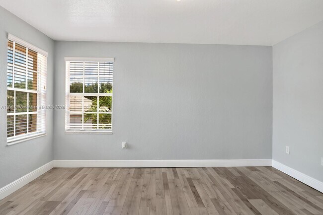 Building Photo - 4376 SW 179th Way