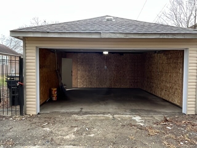 Building Photo - 7927 S Burnham Ave