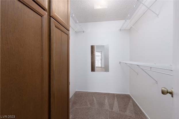 Building Photo - 8432 Mulcahy Ave