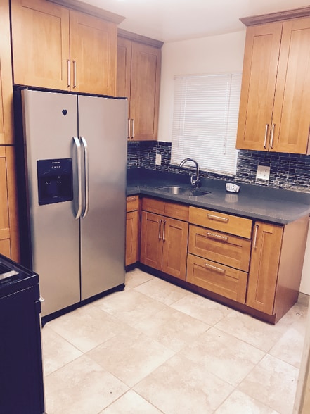 Building Photo - 3219 King St