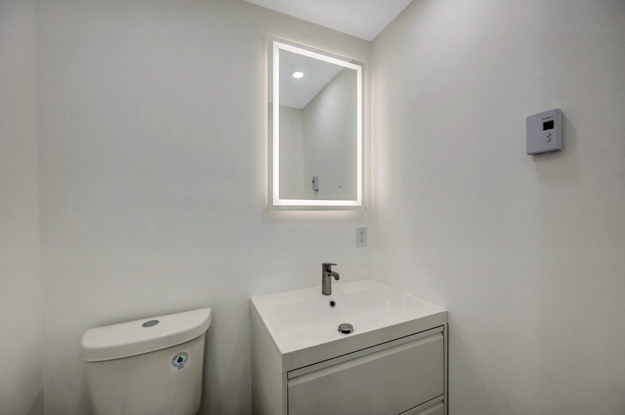 Building Photo - 752 Toll Rd