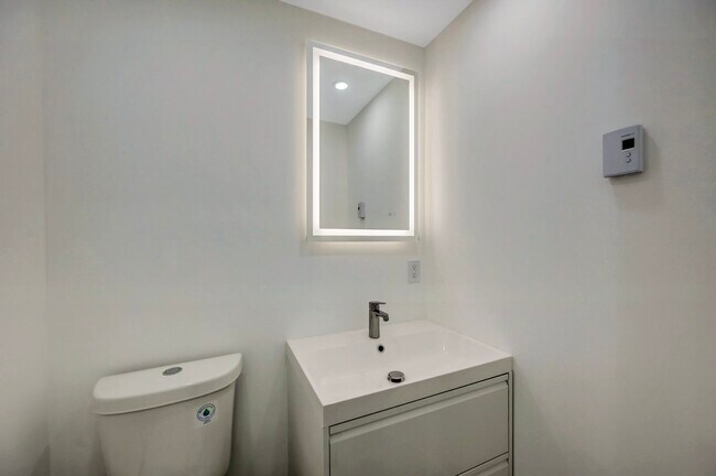 Building Photo - 752 Toll Rd