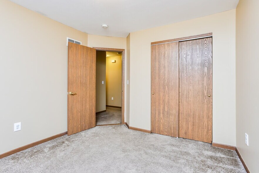 Building Photo - 114 Gran Vista Dr