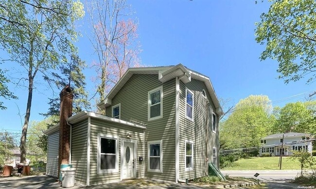 Primary Photo - 650 Main St