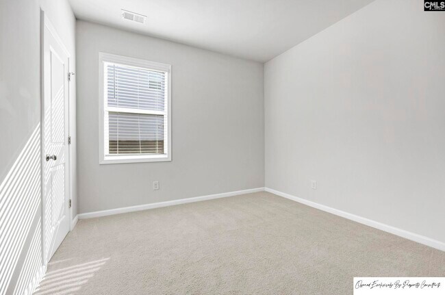 Building Photo - 741 Spring Cress Dr