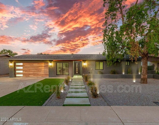 Building Photo - 3005 N 81st Pl