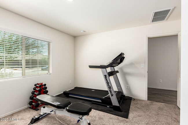 Building Photo - 1532 E Inouye Dr