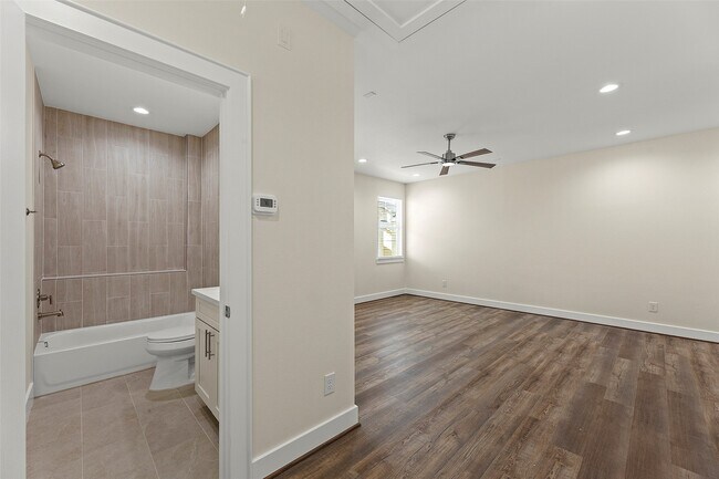 Building Photo - 1802 Napa Creek Ln