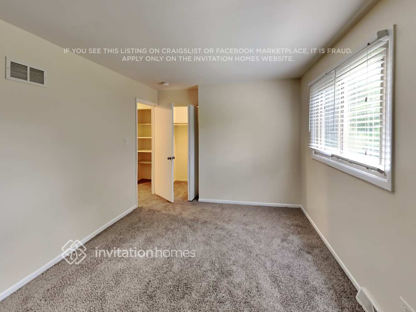 Building Photo - 23017 Lakeshore Dr