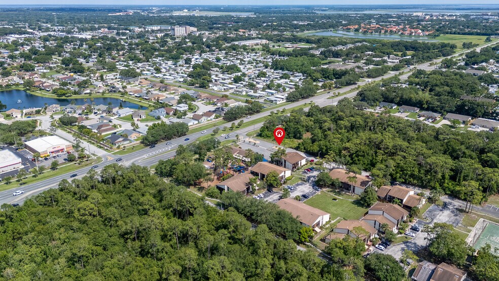 Tucked away small community - 2636 Crown Ct