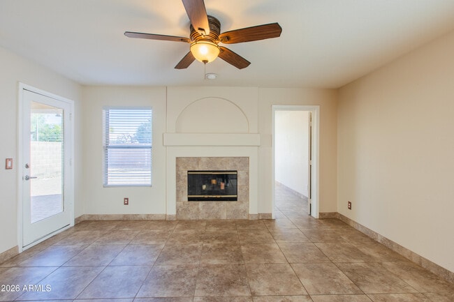 Building Photo - 18623 N 39th Way