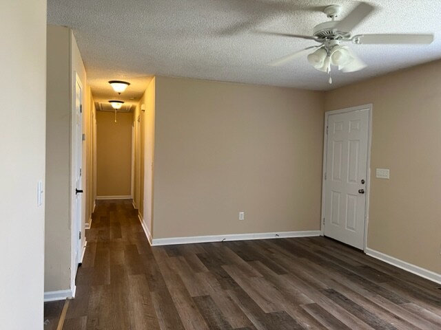 Building Photo - 1505 Richmond Rd