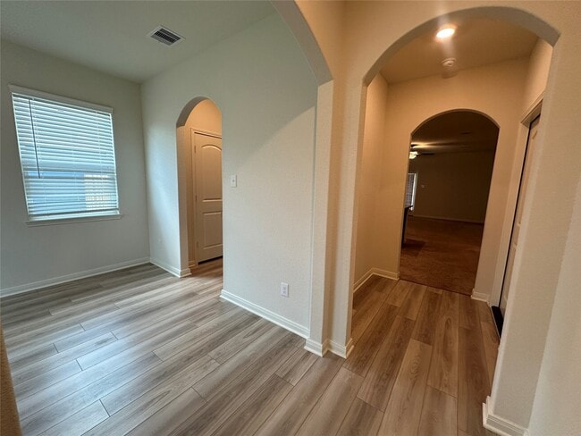 Building Photo - 26720 Frost Dr