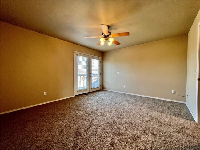 Building Photo - 2219 Skyler Dr