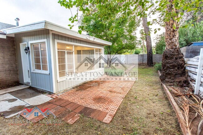 Building Photo - 5142 N 18th Pl