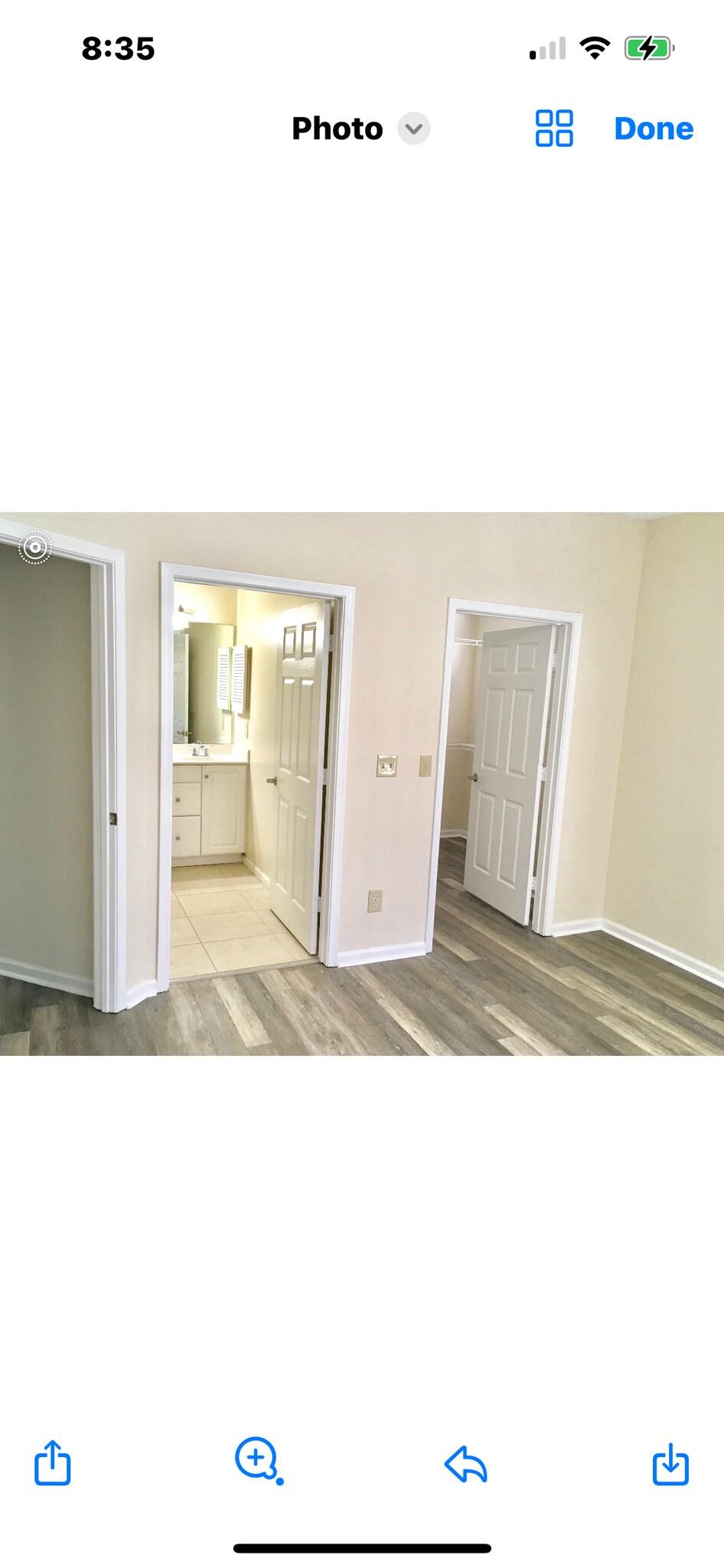 Building Photo - 10000 Gate Pky N