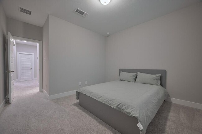 Building Photo - 26918 Arethusa Ct