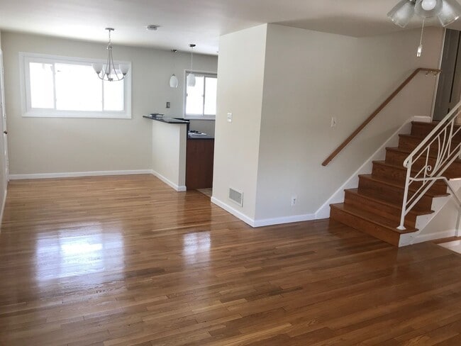 Building Photo - 3510 Astoria Ct