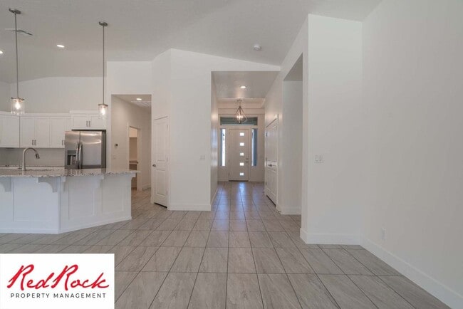 Building Photo - Come Live in the Desirable Sage Canyon Neighborhood!