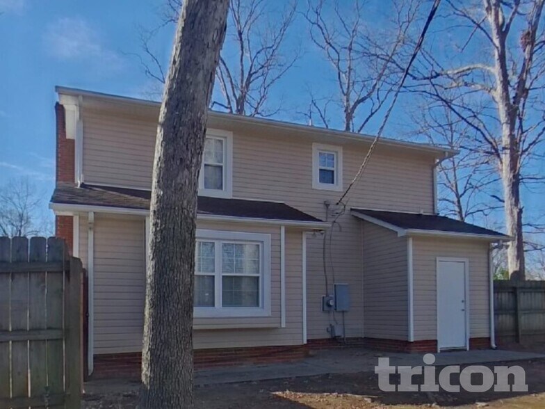 Building Photo - 8104 Lighthouse Way