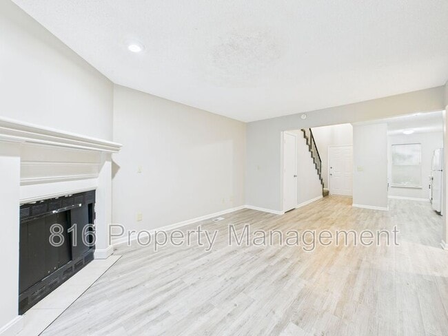 Building Photo - 7939 NW 79th Pl