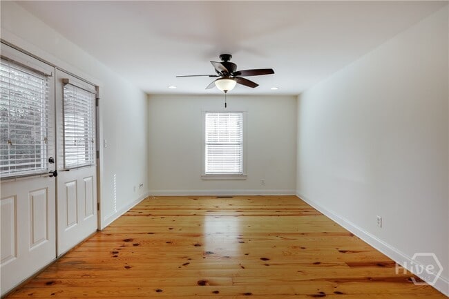 Building Photo - 145 Hendrix Ave