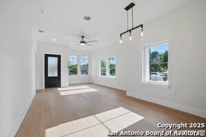 Building Photo - 727 Hammond Ave
