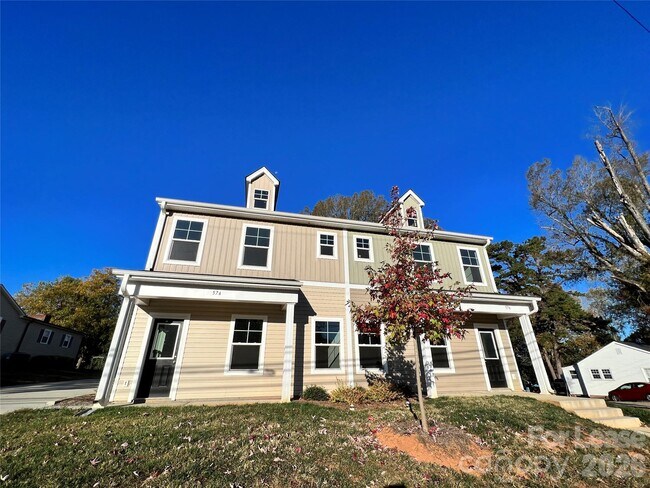 Building Photo - 574 N Broad St