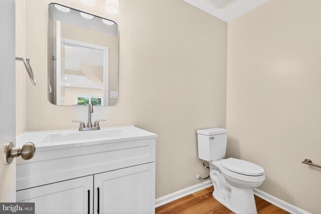 Building Photo - 7306 Eggar Woods Ln