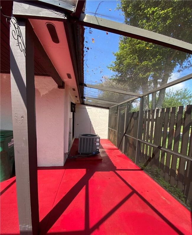 Building Photo - 14925 SW 48th Terrace