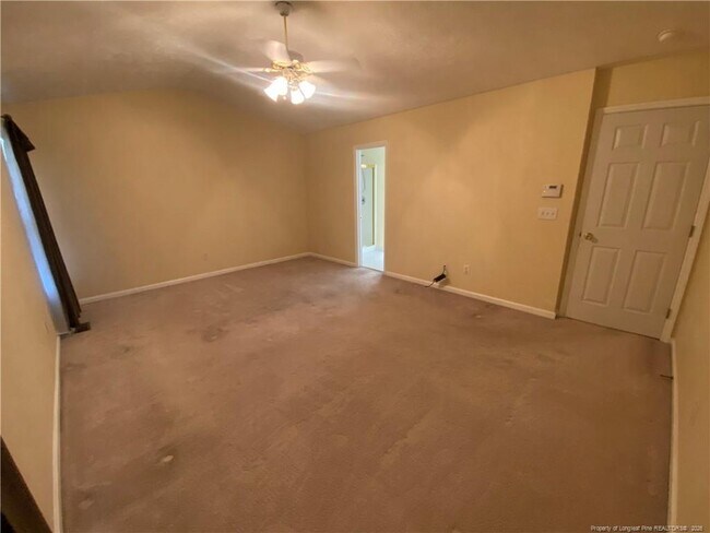 Building Photo - 6501 Ryefield Dr