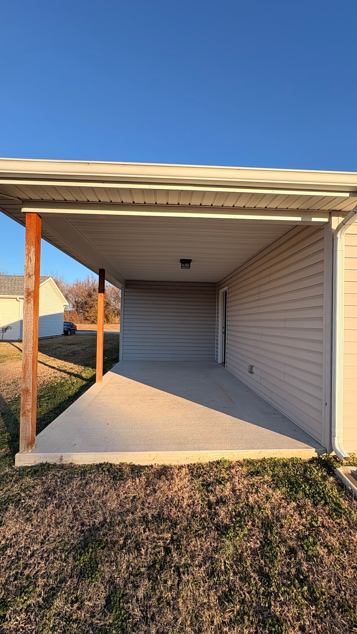 Back patio - 1614 S College St