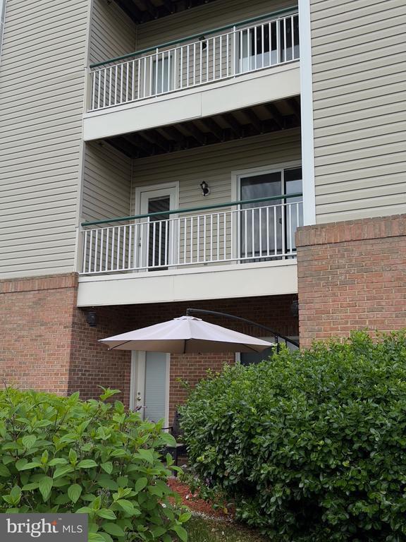 Building Photo - 6553 Grange Ln