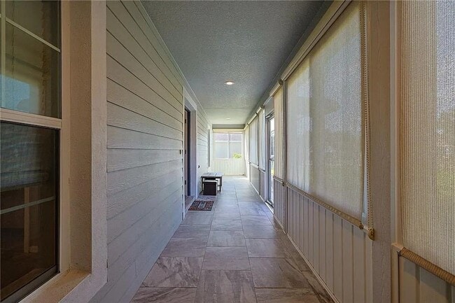 Building Photo - Private Screen in Pool Home 3/2 in Kingsland Country Estates