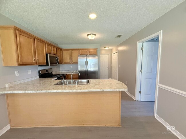 Building Photo - 521 Hamilton Blvd