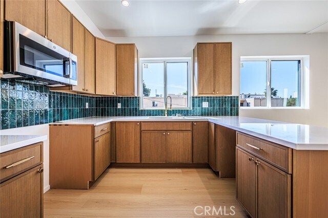 Building Photo - 2426 S West View St