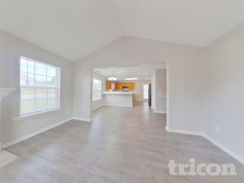 Building Photo - 3543 Arvin Dr