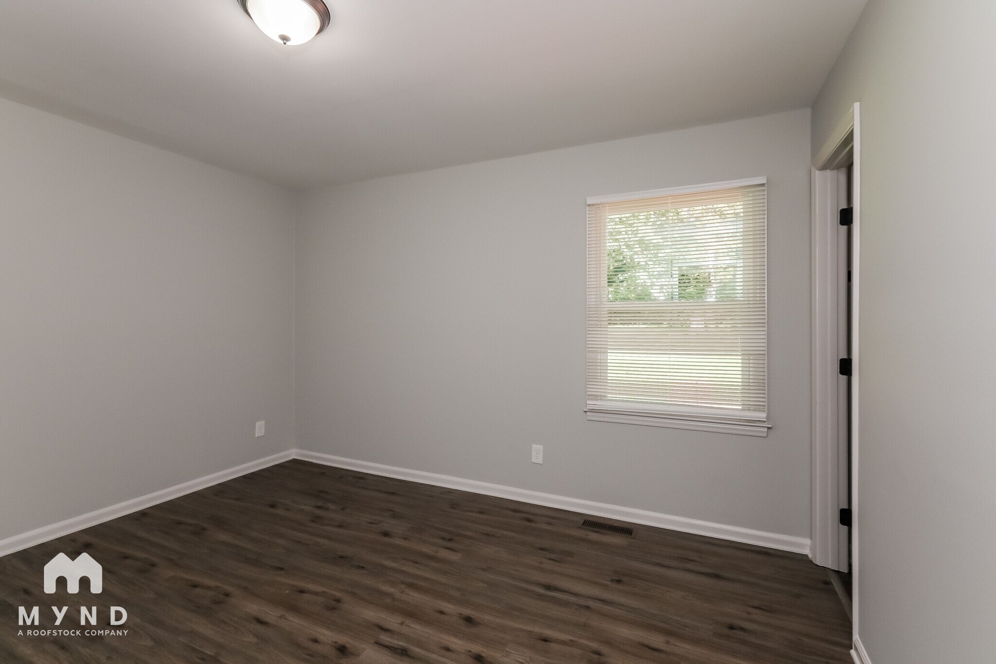 Building Photo - 4726 Dawnwood Dr