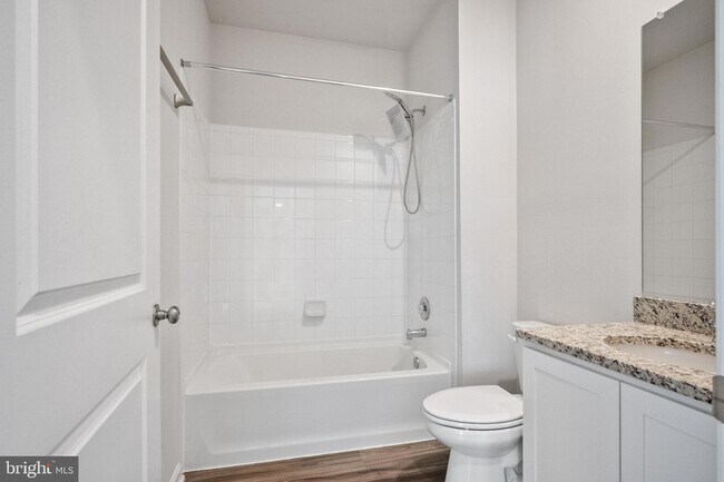 Building Photo - 504 Harper Dr