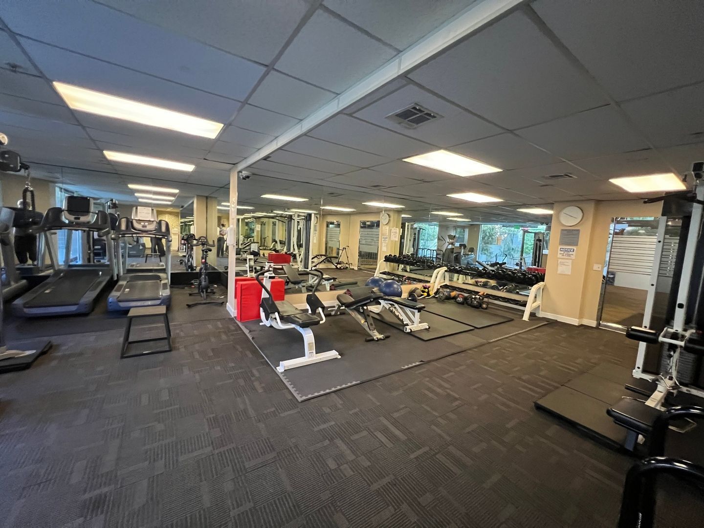 Building Photo - 620 S Gramercy Pl