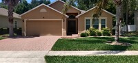 Building Photo - 4 bedroom 2 bath