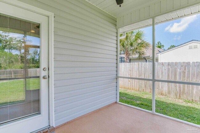 Building Photo - 8605 Bucklebury Dr